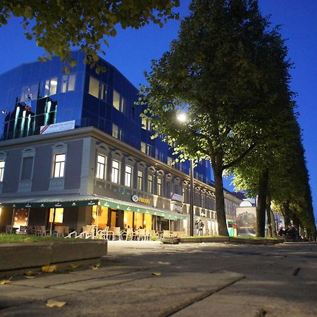 Kaunas City Hotel Kültér fotó